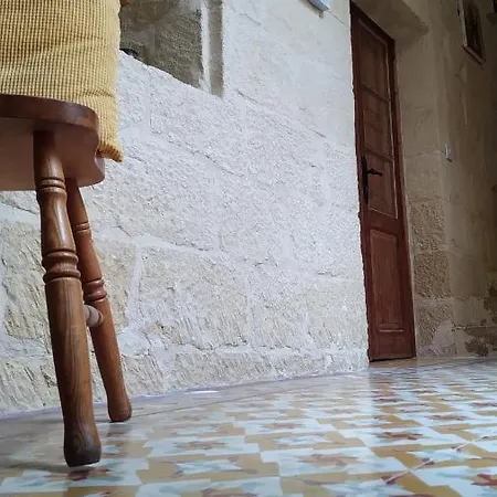 בית כפרי Ta' Lorenzo סן לורנץ