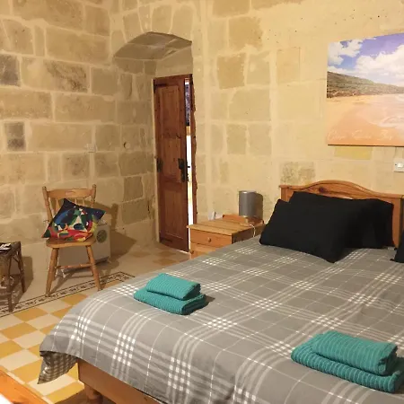 בית כפרי Ta' Lorenzo