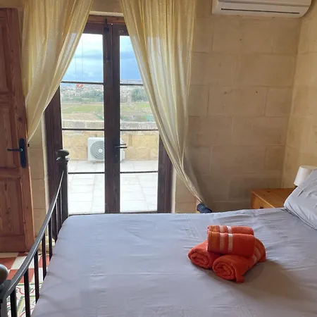 Ta' Lorenzo 컨트리하우스