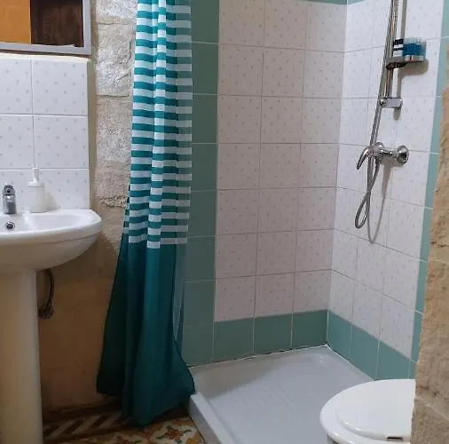 Ta' Lorenzo * סן לורנץ