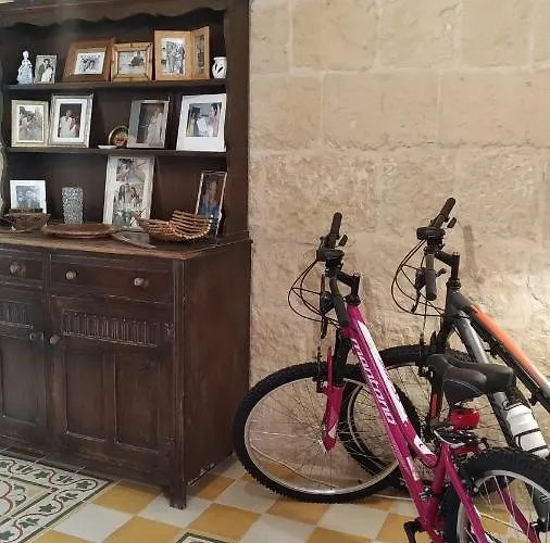 בית כפרי Ta' Lorenzo סן לורנץ