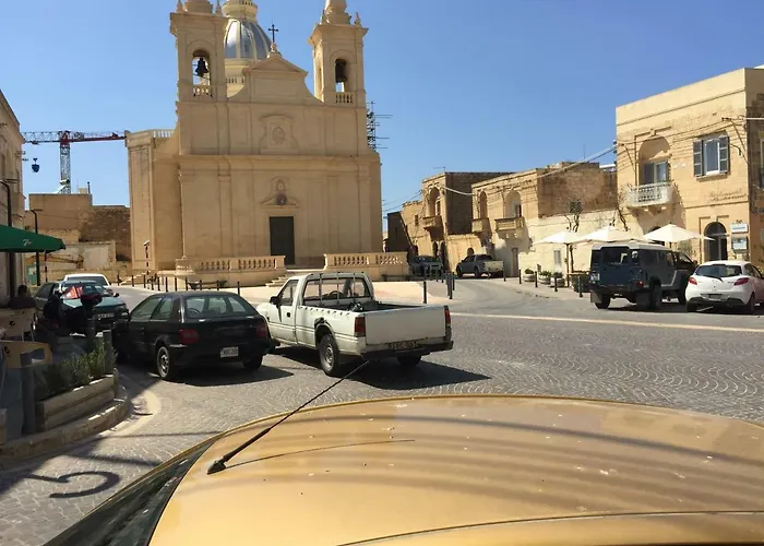 בית כפרי Ta' Lorenzo סן לורנץ